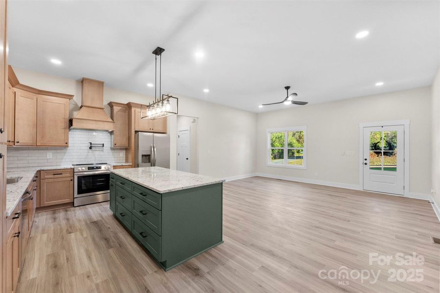 Furnished interior view inside a new home in , Lincolnton (Image 16).