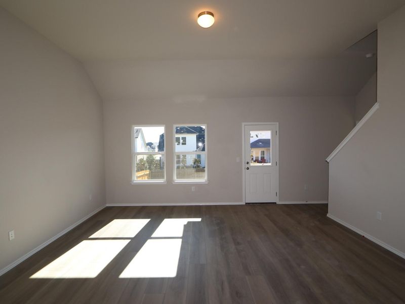 Spacious, unfurnished interior of a new home in Cascades at Onion Creek, Austin (Image 10).