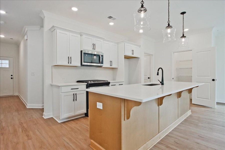 Furnished interior view inside a new home in River Walk Place, Lawrenceville (Image 7).