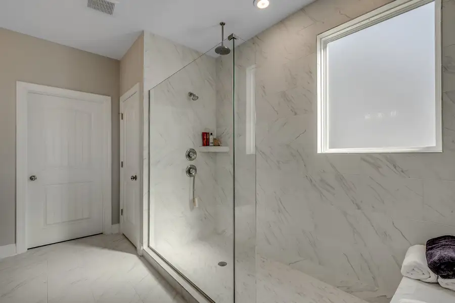 Image 32 representing the Mulberry by Beazer Homes in Marshfield: Reserve Collection, Longs, SC. Image 32 representing the Mulberry by Beazer Homes in Marshfield: Reserve Collection, Longs, SC.