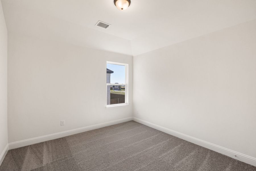 Spacious, unfurnished interior of a new home in Elevon, Lavon (Image 44).