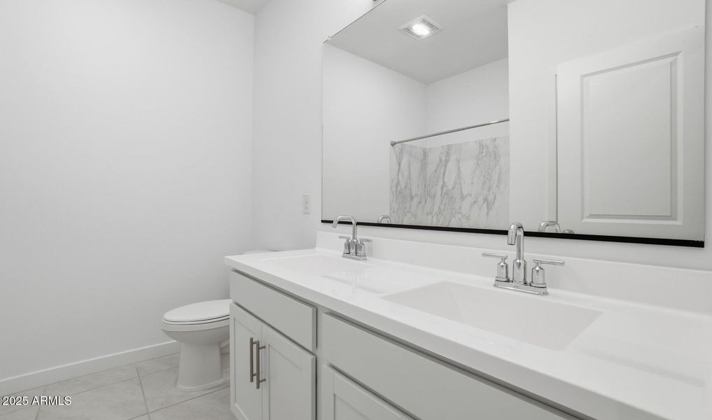 MR Lot #9 Hall Bath (1) (Large)