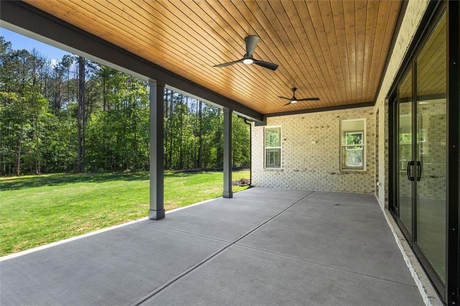 Exterior details and patio area of a home in , Hull (Image 41).