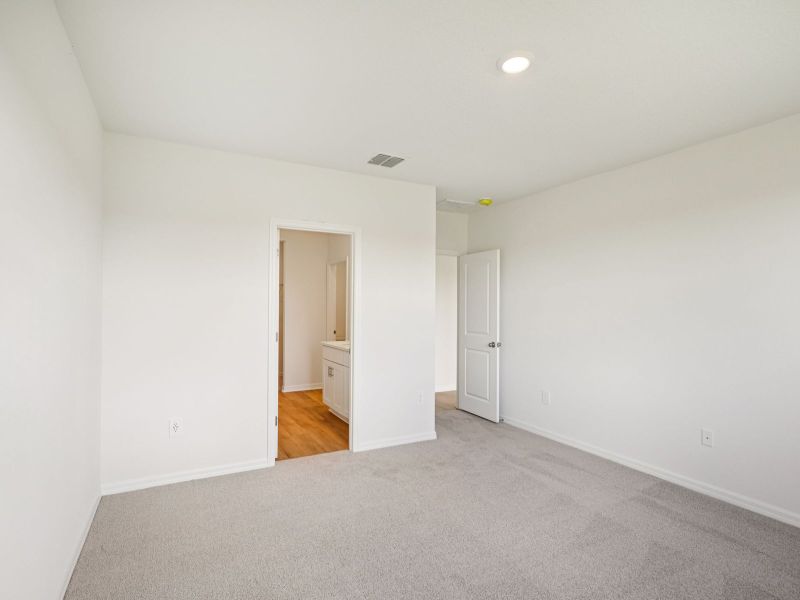 Spacious, unfurnished interior of a new home in Benton Hills - Classic Series, Brooksville (Image 13). Spacious, unfurnished interior of a new home in Benton Hills - Classic Series, Brooksville (Image 13).