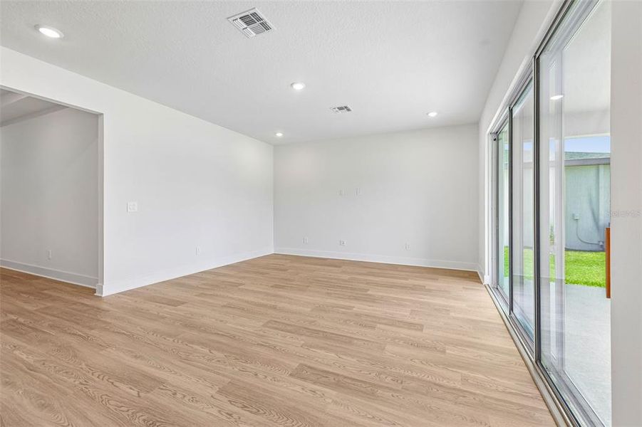 Spacious, unfurnished interior of a new home in Ridgehaven - Reserve Series, Ormond Beach (Image 37). Spacious, unfurnished interior of a new home in Ridgehaven - Reserve Series, Ormond Beach (Image 37).