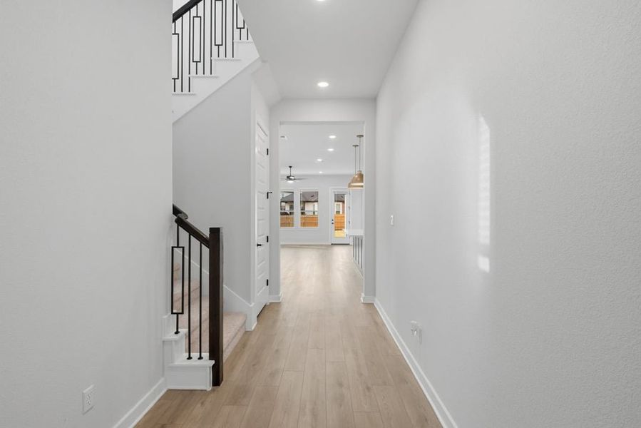 Spacious, unfurnished interior of a new home in Arbor Collection at Heritage, Dripping Springs (Image 20).