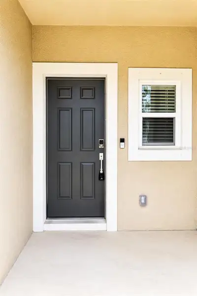 Exterior details and patio area of a home in , Sarasota (Image 4).