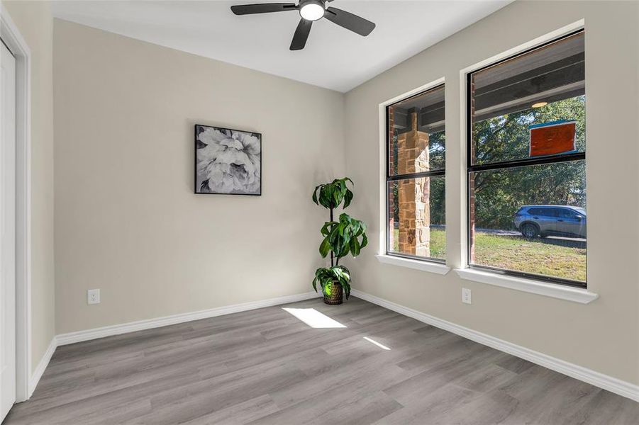 Spacious, unfurnished interior of a new home in , Gun Barrel City (Image 22).