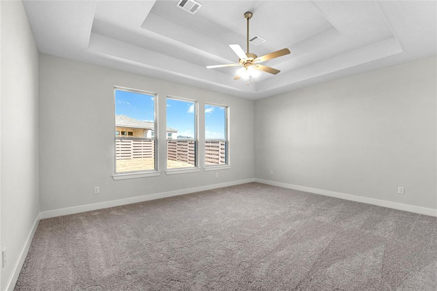 Spacious, unfurnished interior of a new home in Austin Point, Richmond (Image 18).