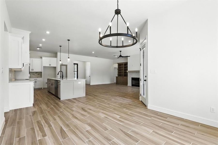 Furnished interior view inside a new home in , Weatherford (Image 18). Furnished interior view inside a new home in , Weatherford (Image 18).