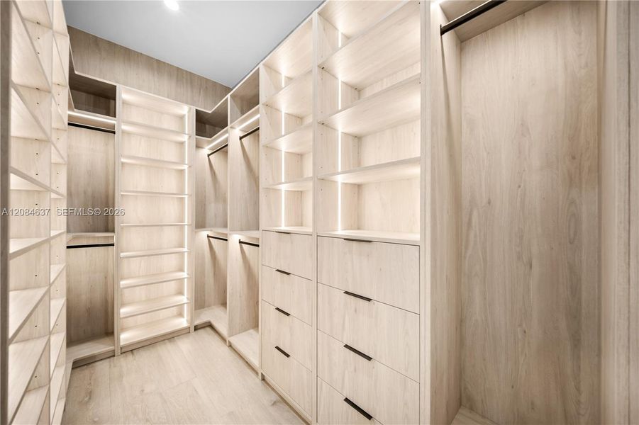 Furnished interior view inside a new home in , Fort Lauderdale (Image 15).