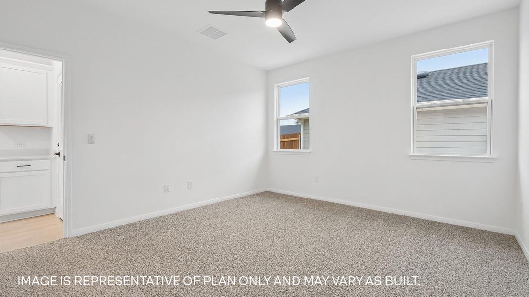 Spacious, unfurnished interior of a new home in Avery Centre, Round Rock (Image 33).