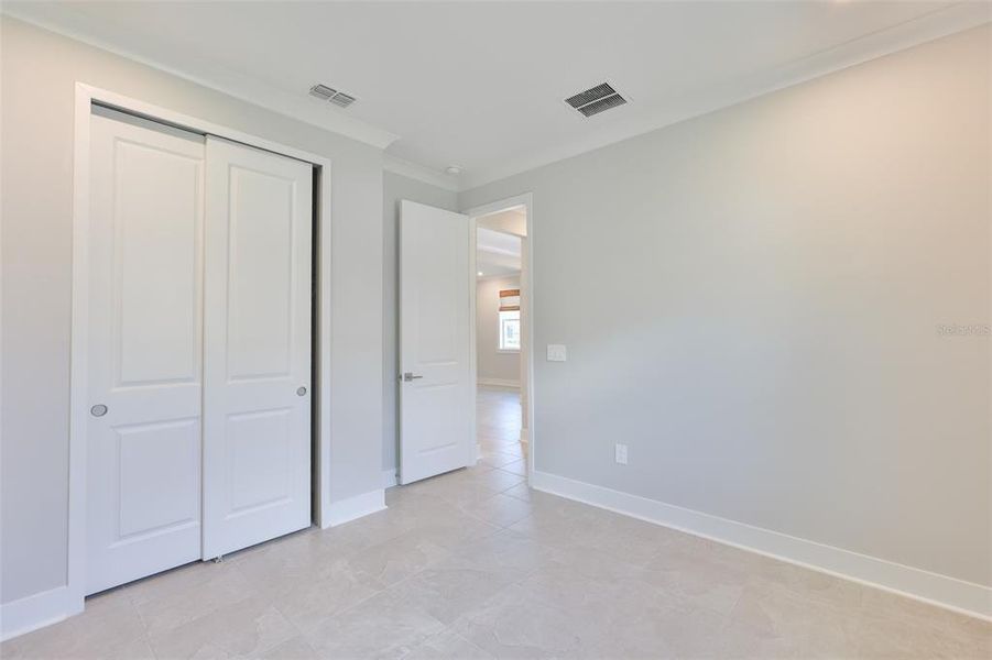 Spacious, unfurnished interior of a new home in , Parrish (Image 43).