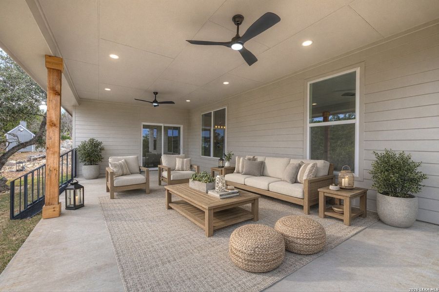 Exterior details and patio area of a home in , Canyon Lake (Image 4).