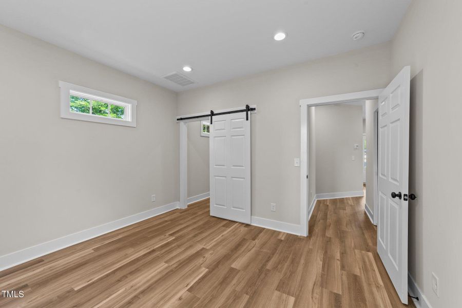 412 N Green Master Bedroom 2