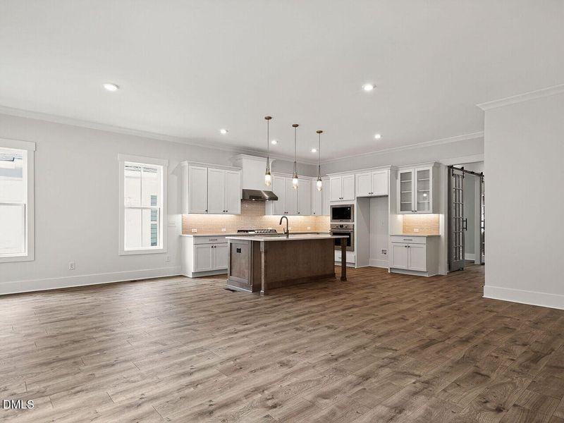 011-1280x960-living-room