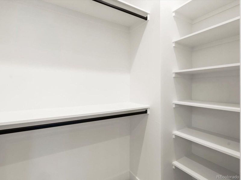 Spacious, unfurnished interior of a new home in , Denver (Image 26).