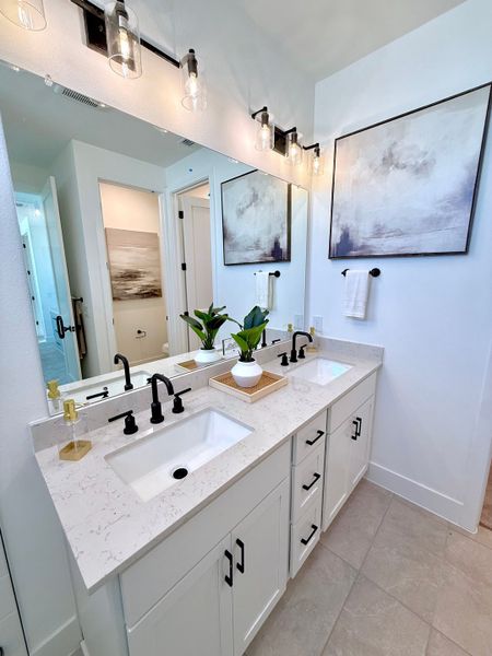 Furnished interior view inside a new home in Novel, Austin (Image 7).