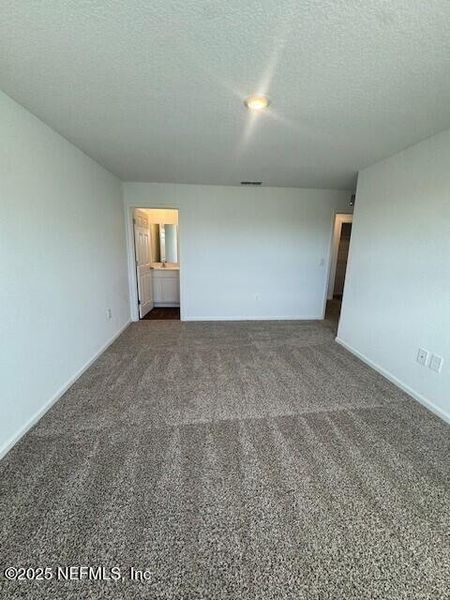 Spacious, unfurnished interior of a new home in The Landing, Middleburg (Image 20). Spacious, unfurnished interior of a new home in The Landing, Middleburg (Image 20).