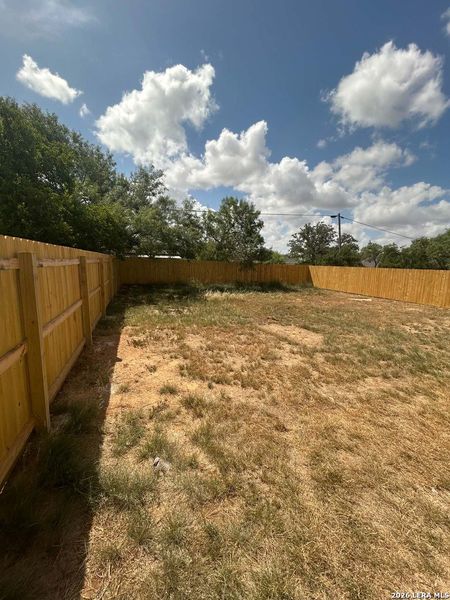 Image 10 of a home in . Image 10 of a home in .