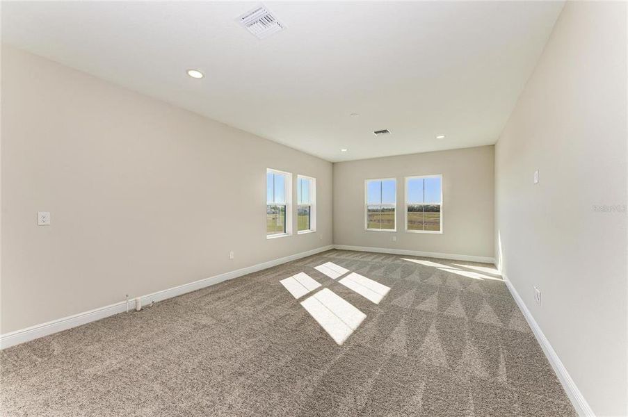 Spacious, unfurnished interior of a new home in Oakfield, Parrish (Image 28).