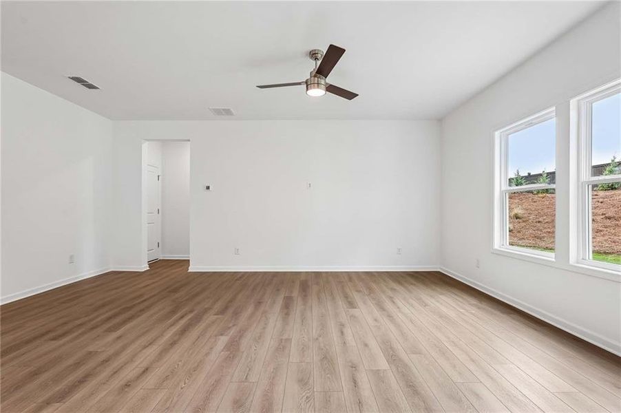 Spacious, unfurnished interior of a new home in Langston Reserve, Cartersville (Image 22).