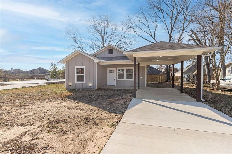 Image 21 of a home in .