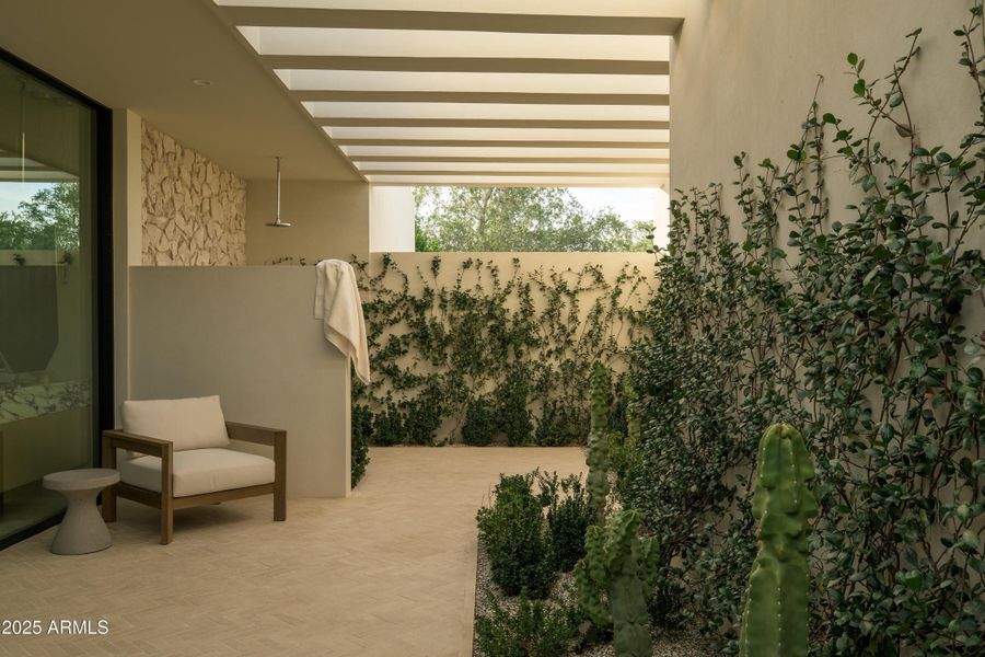 Primary Ensuite Private Courtyard Primary Ensuite Private Courtyard