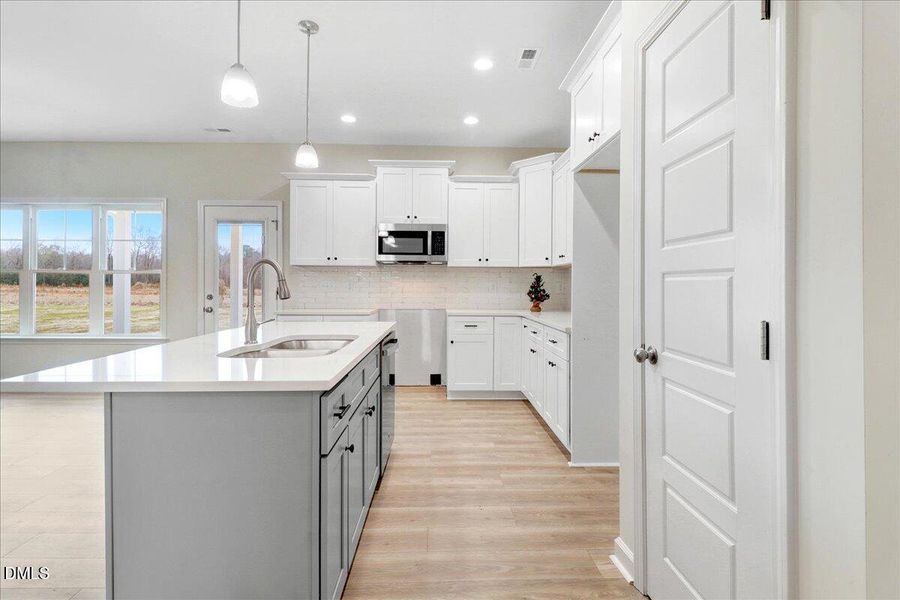 22-307 Creeks Edge Dr-22