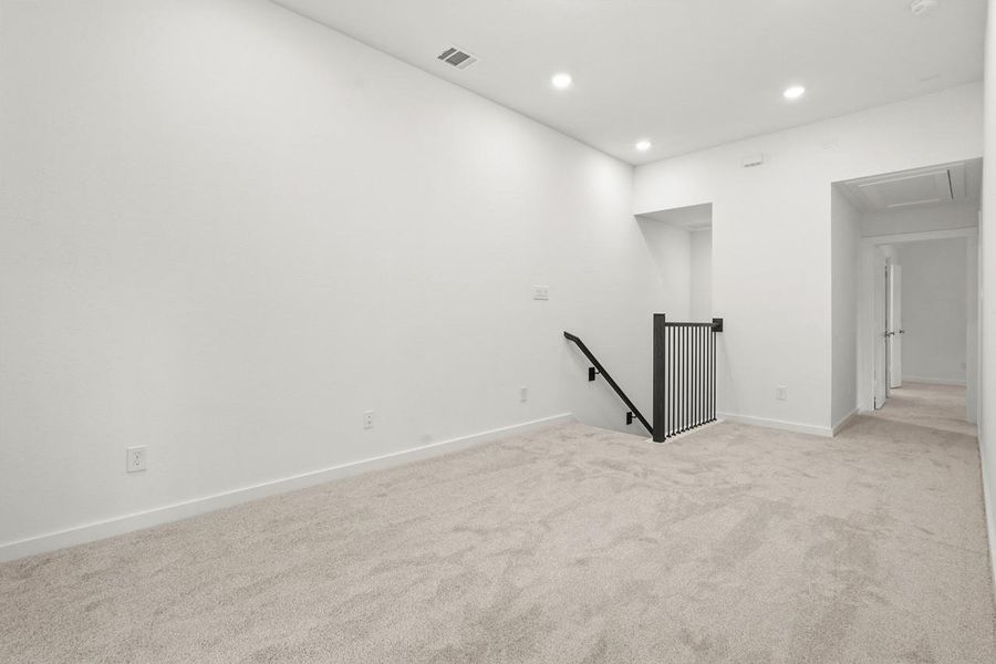 Spacious, unfurnished interior of a new home in , Montgomery (Image 20).