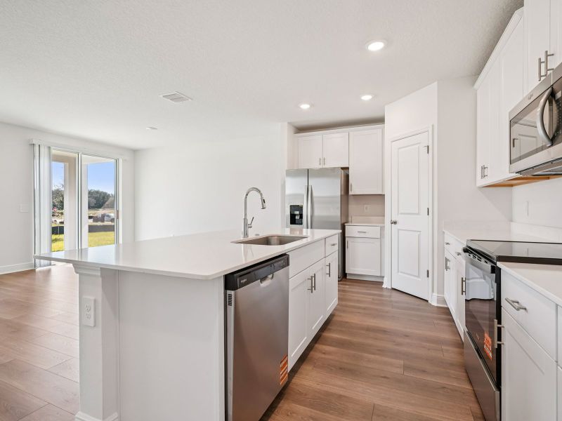Furnished interior view inside a new home in Hamilton Bluff - Signature Series, Haines City (Image 3). Furnished interior view inside a new home in Hamilton Bluff - Signature Series, Haines City (Image 3).