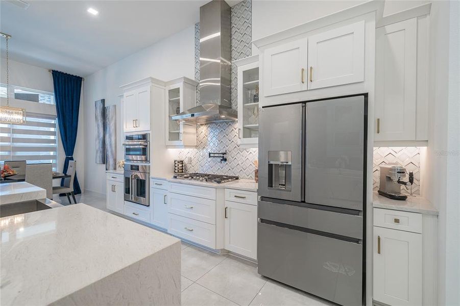 Furnished interior view inside a new home in , Wesley Chapel (Image 57).