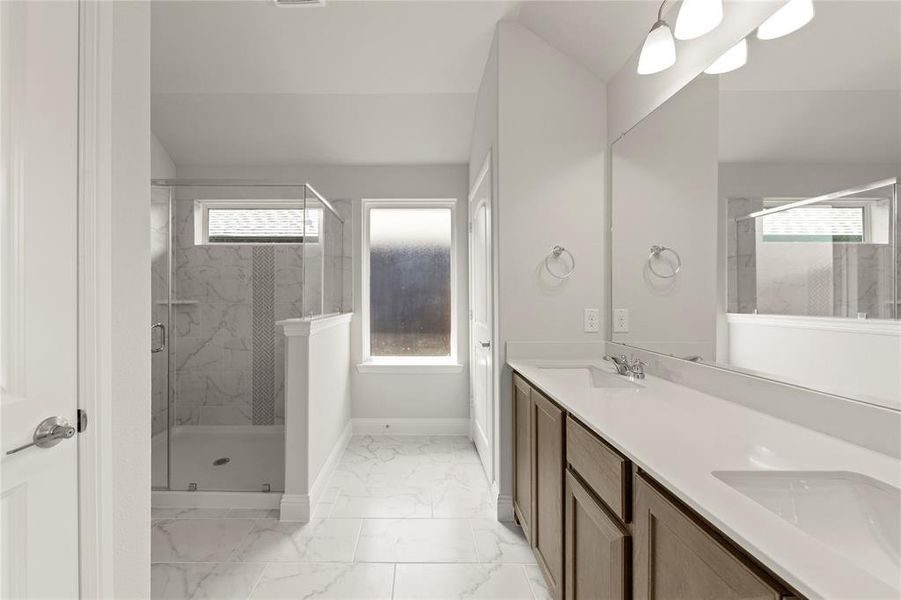 15_1640 Meadow Crest, Aubrey