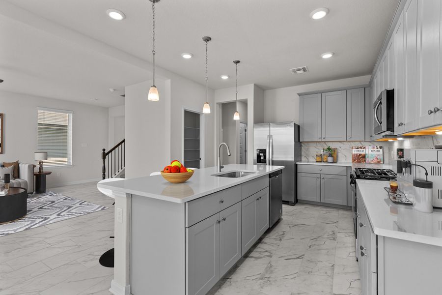 Representative furnished interior of a home built from the Walker by Beazer Homes in Veranda, San Antonio (Image 7).