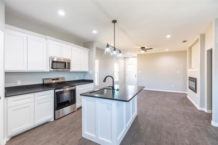 Furnished interior view inside a new home in , Abilene (Image 5).