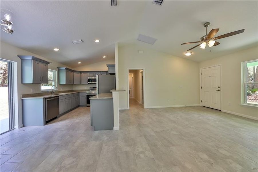 Image 11 of a home in .