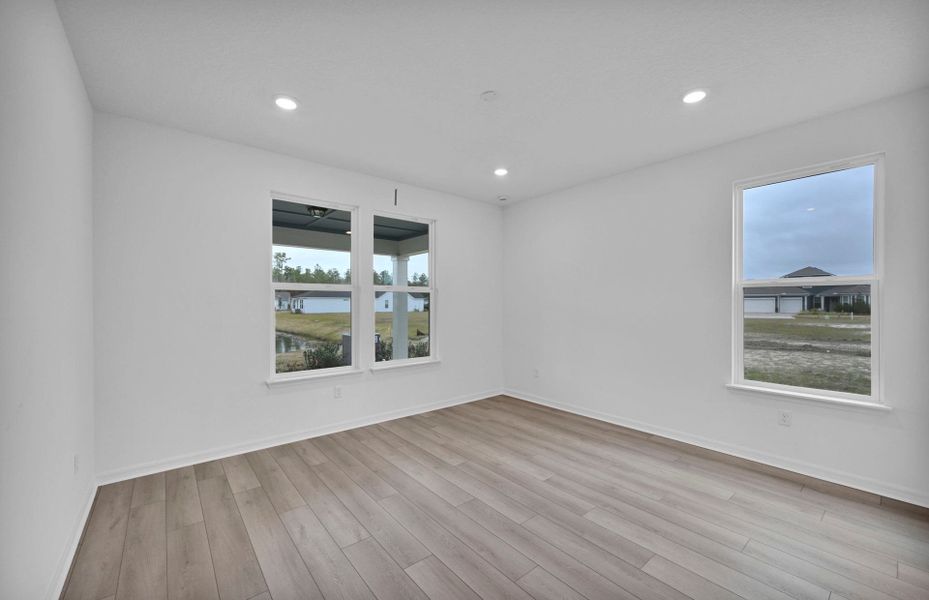 Spacious, unfurnished interior of a new home in Del Webb Wildlight, Wildlight (Image 21).