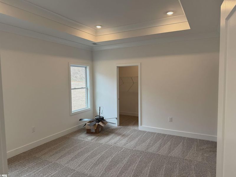 Spacious, unfurnished interior of a new home in Hidden Lake Estates, Greenville (Image 10).
