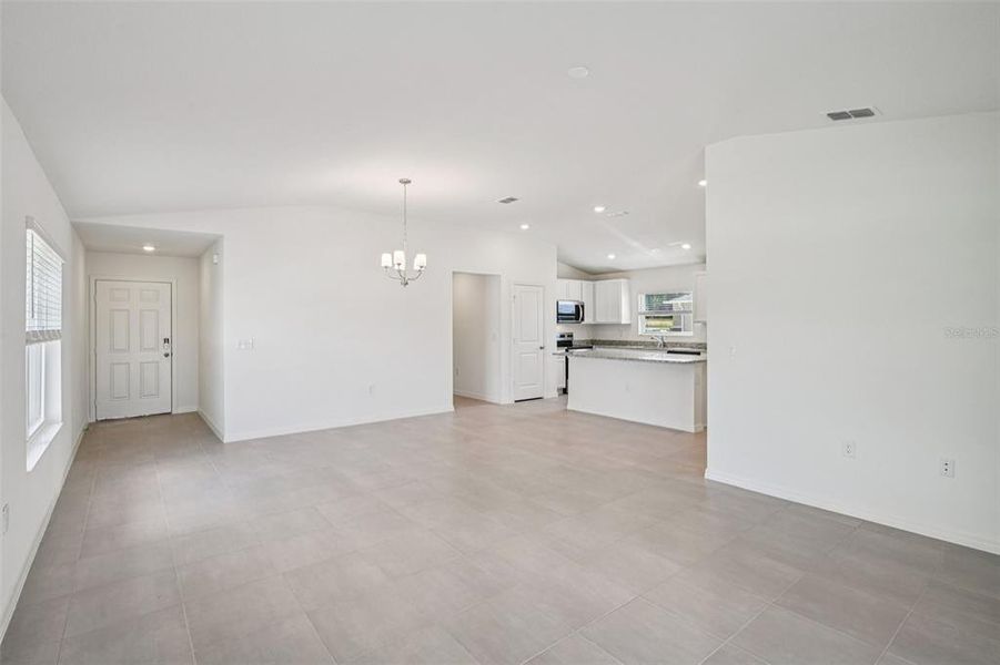 Spacious, unfurnished interior of a new home in Hillside at Mount Dora, Mount Dora (Image 12).