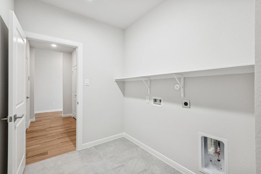 Spacious, unfurnished interior of a new home in The Grand Prairie 50’, Hockley (Image 25). Spacious, unfurnished interior of a new home in The Grand Prairie 50’, Hockley (Image 25).