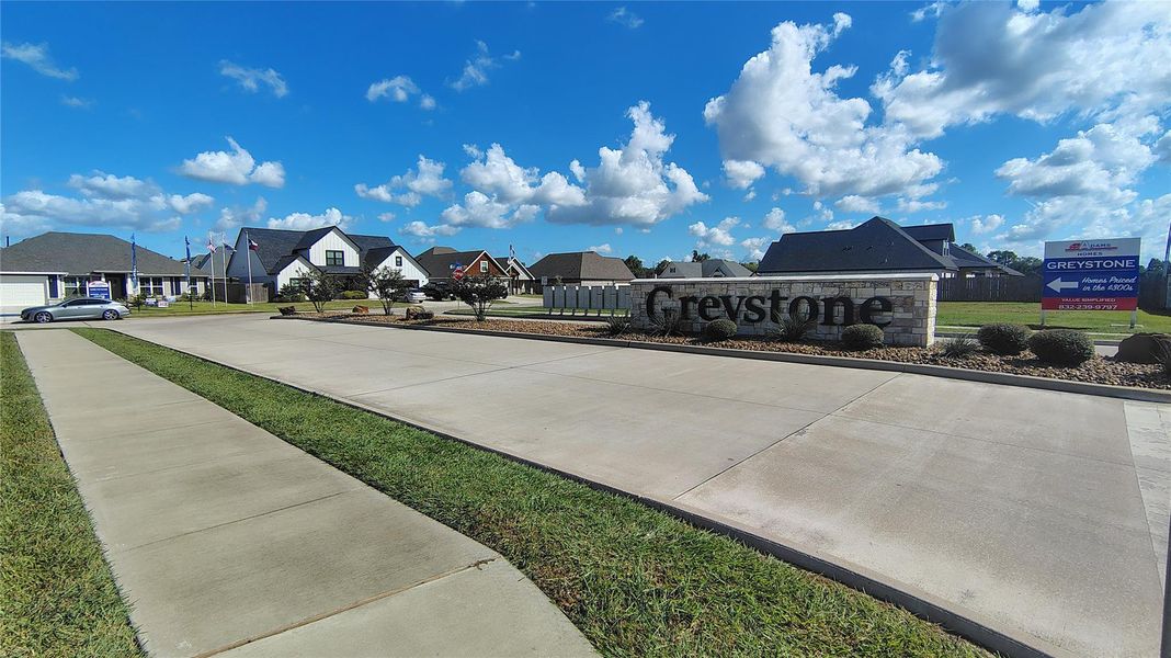 DESIRABLE, CHARMING AND PRESTIGIOUS GREYSTONE SUBDIVISION DESIRABLE, CHARMING AND PRESTIGIOUS GREYSTONE SUBDIVISION