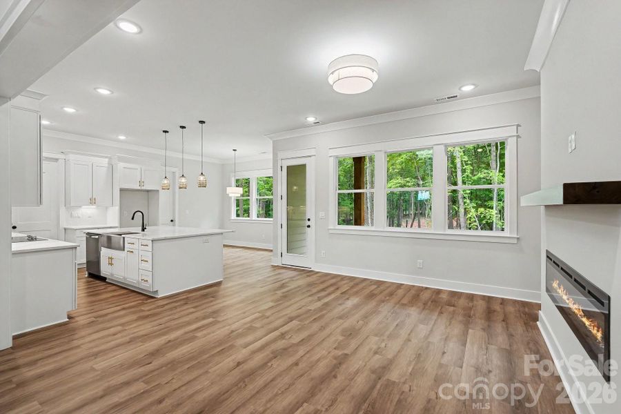 Spacious, unfurnished interior of a new home in , Monroe (Image 14).