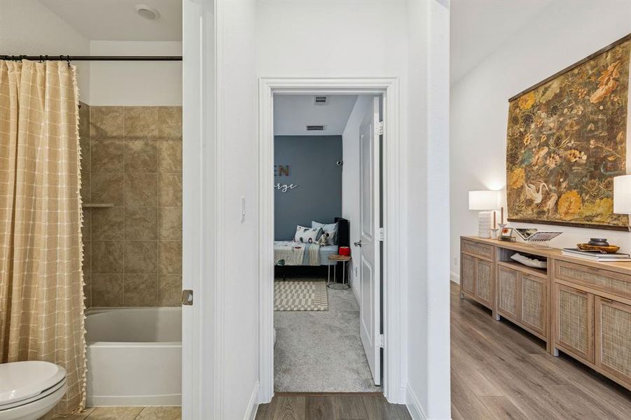 Furnished interior view inside a new home in Stoneridge, Melissa (Image 14).