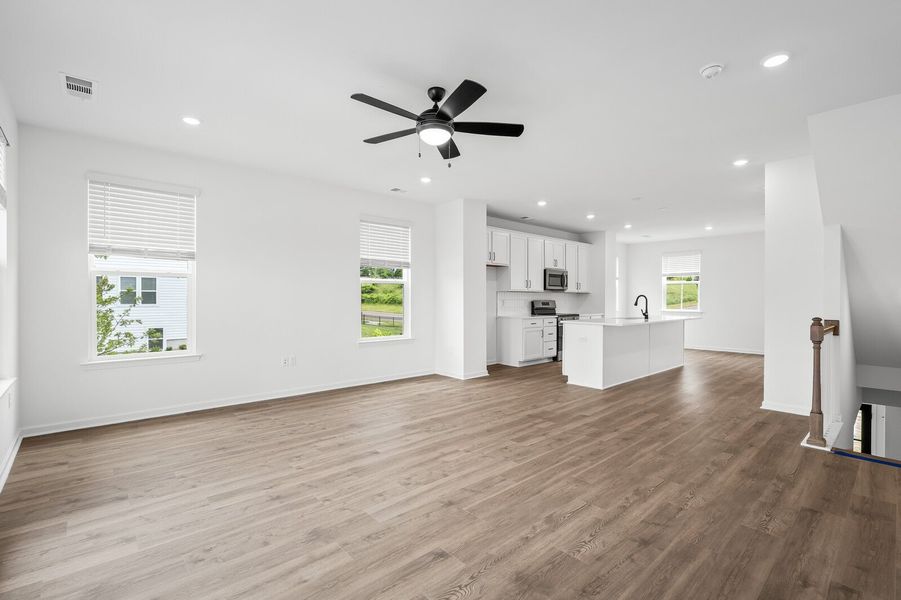 3br New Home in Smyrna, TN.  - Slide 11