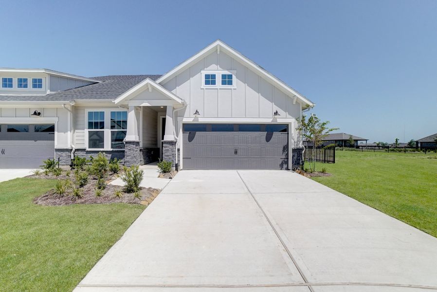 Representative exterior photo of a completed home built from the Cibola by Beazer Homes in Gatherings® at Chambers Creek: Signature Collection, Willis, TX (Image 15).