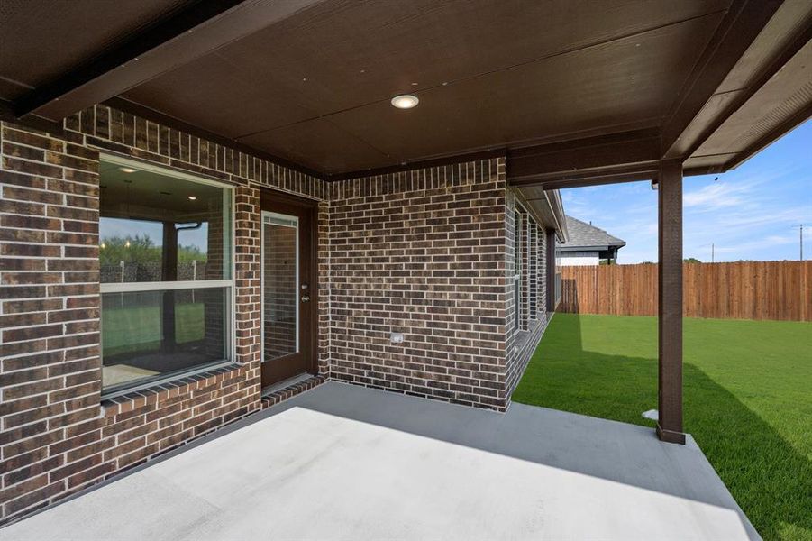 10809 Rothland- Patio-1 10809 Rothland- Patio-1