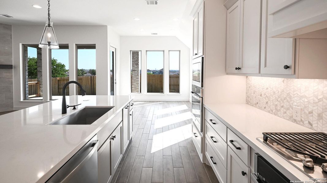 Furnished interior view inside a new home in Cibolo Valley Heights 65', Cibolo (Image 14). Furnished interior view inside a new home in Cibolo Valley Heights 65', Cibolo (Image 14).