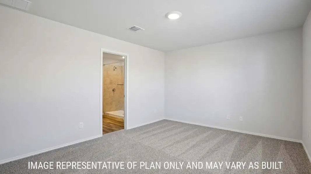 Spacious, unfurnished interior of a new home in Reynolds Crossing, Killeen (Image 21).