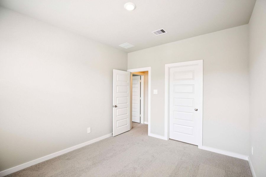 Spacious, unfurnished interior of a new home in Kemah Crossing - City Series, Kemah (Image 32). Spacious, unfurnished interior of a new home in Kemah Crossing - City Series, Kemah (Image 32).