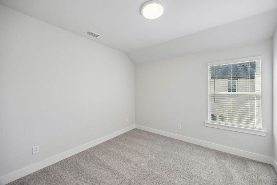 Spacious, unfurnished interior of a new home in Painted Tree Woodland West, McKinney (Image 29).